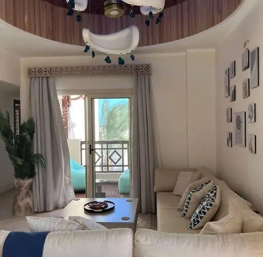 Your Red Sea Hideaway